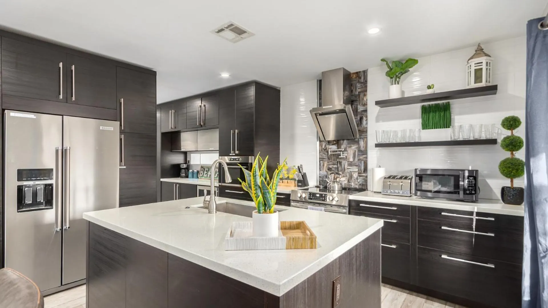 Hot Tub, Heated Pool, Mini Golf, Bbq, 500 Mbps, 50In Tv, Old Town Villa Scottsdale Feriehus