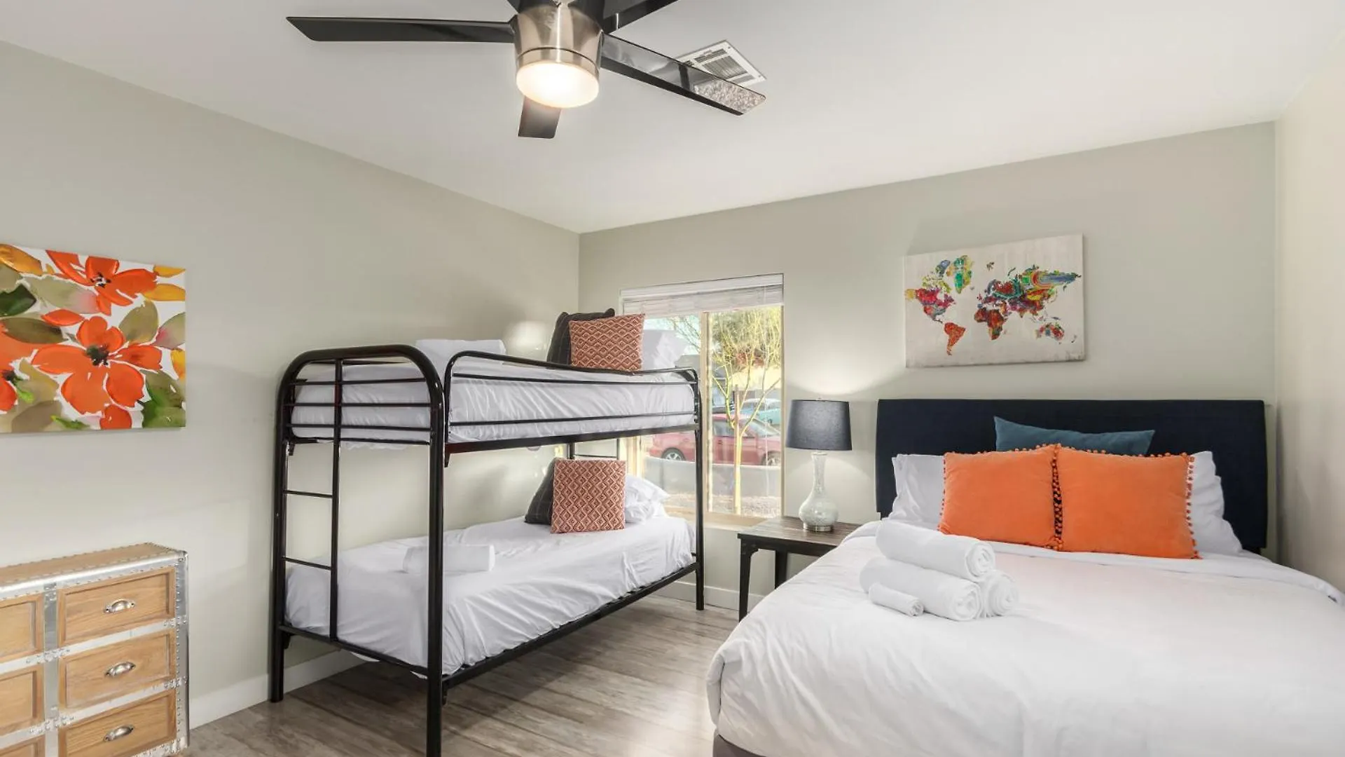 Hot Tub, Heated Pool, Mini Golf, Bbq, 500 Mbps, 50In Tv, Old Town Villa Scottsdale Feriehus